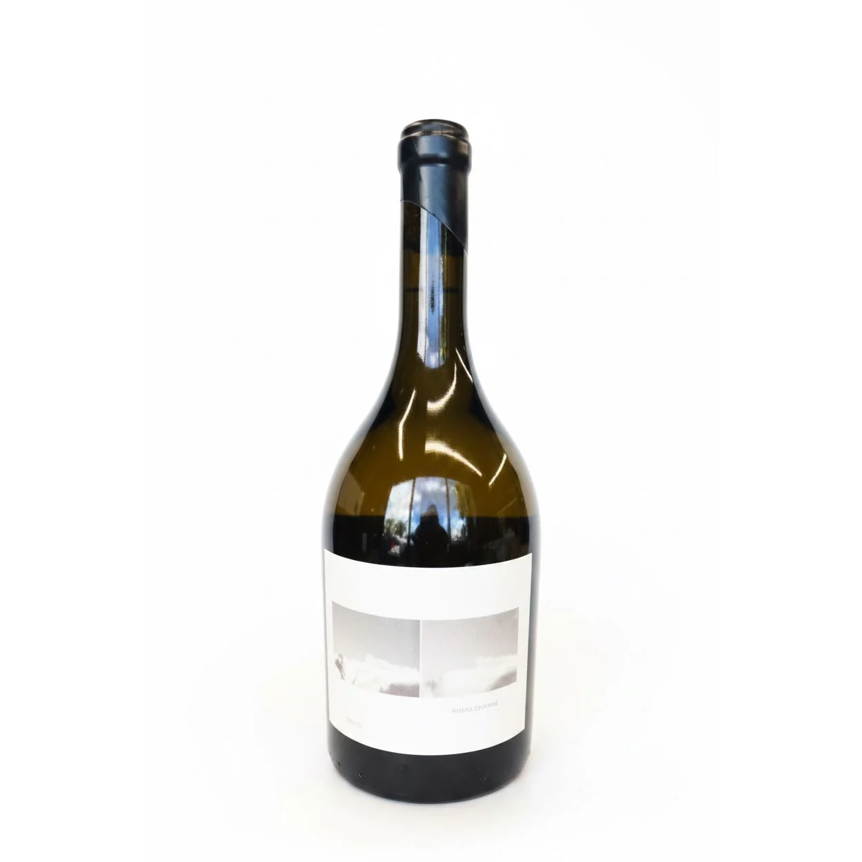 Levo Please Fasten Seatbelt White Wine